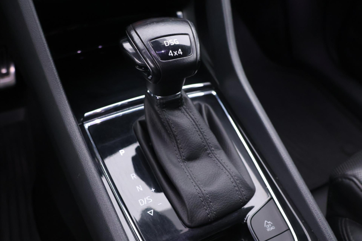 Škoda Kodiaq 2,0 TDI DSG 4x4 L&K 7-Míst DPH