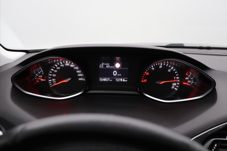 Peugeot 308 1,5 HDI 75kW Aut.klima