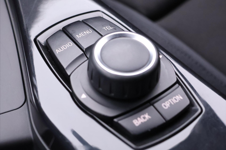 BMW Řada 1 1,6 116i 100kW Aut. Sport Xenon