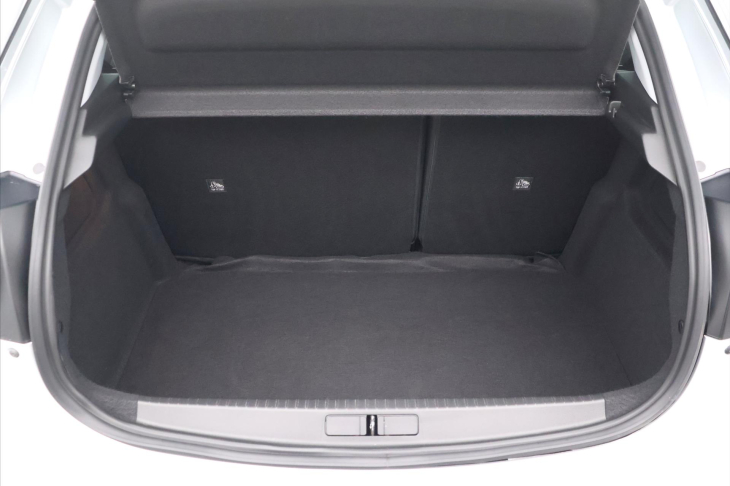 Opel Corsa 1,2 i 55kW Edition CZ 1.Maj.