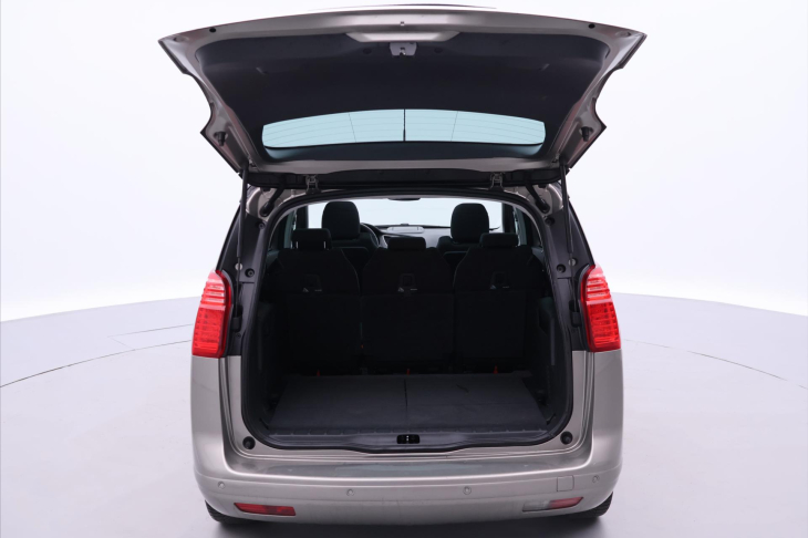 Peugeot 5008 1,6 BlueHDi 88kW Allure CZ