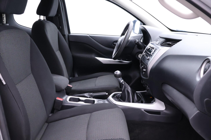 Nissan Navara 2,3 dCi 120kW King Cab CZ DPH