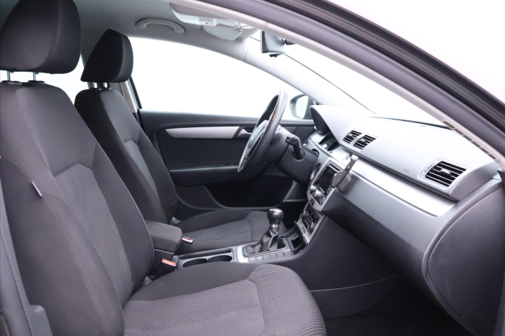 Volkswagen Passat 1,4 TSI 90kW Comfortline Navi