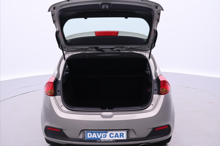 Kia Ceed 1,6 GDI 99kW Exclusive CZ