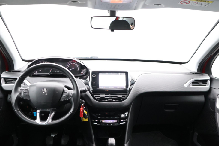 Peugeot 2008 1,2 PureTech 60kW CZ Active