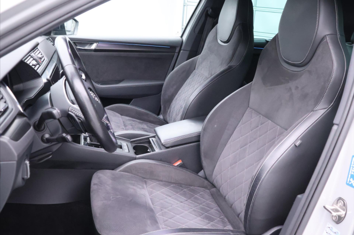Škoda Superb 2,0 TSI 140kW DSG CZ Sportline