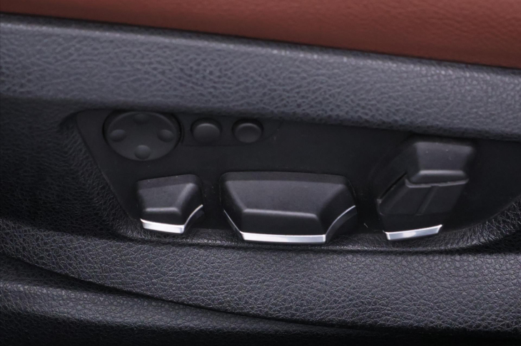 BMW Řada 5 3,0 D M-PACKET 190KW CZ X-DRIVE