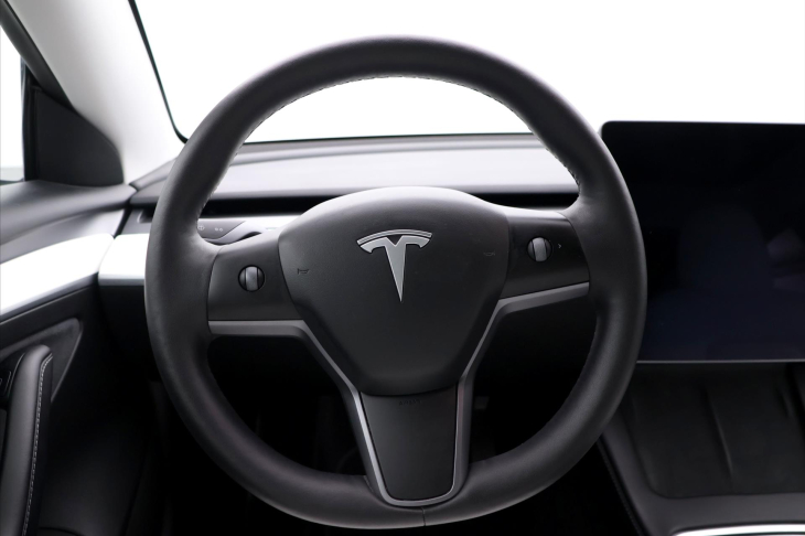 Tesla Model 3 LongRange AWD SOH90,6% DPH