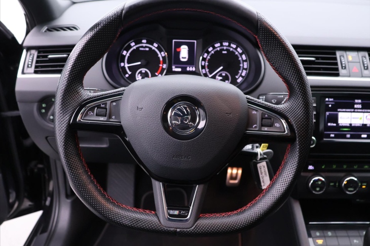 Škoda Octavia 2,0 TSI 169kW RS230 Xenon Kůže