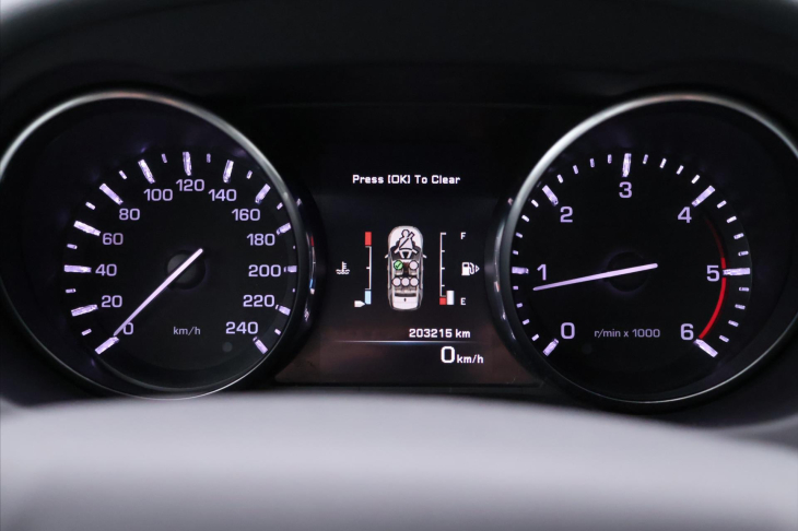 Land Rover Discovery Sport 2,0 TD4 110kW 4x4 Navi Kůže