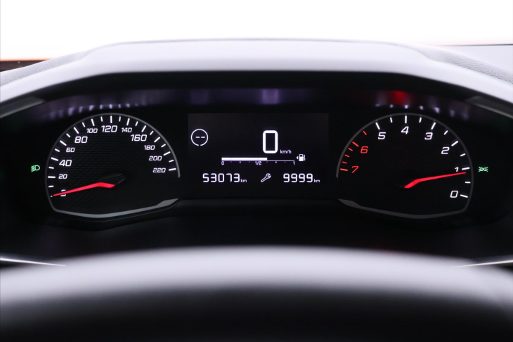 Peugeot 2008 1,2 PT 74kW Active 1.Maj.