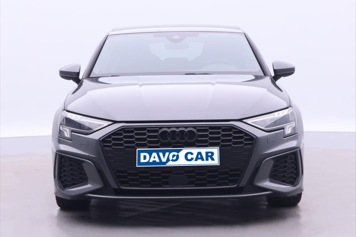 Audi A3 1,5 TSI 110kW S-LINE LED CZ