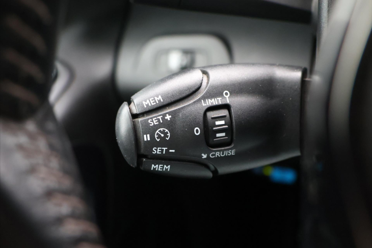 Peugeot Rifter 1,5 HDi 130k CZ Allure DPH