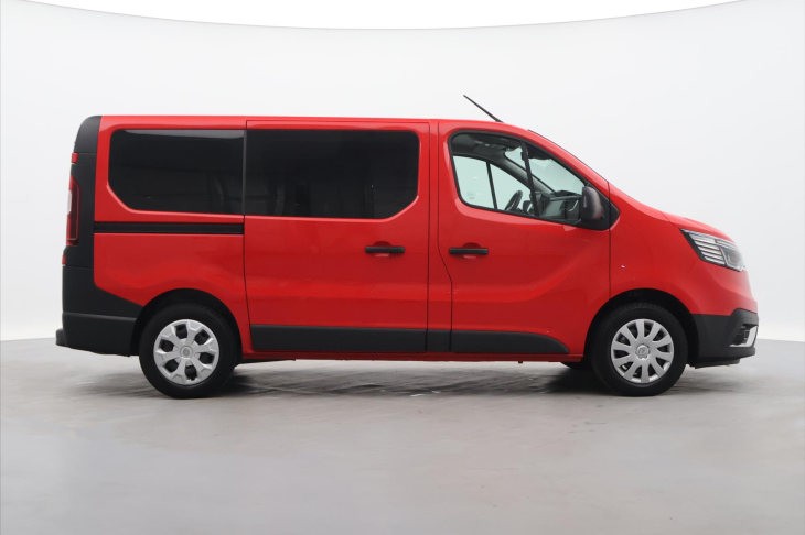 Renault Trafic 2,0 dci 110kW CZ DPH 9 Míst Aut