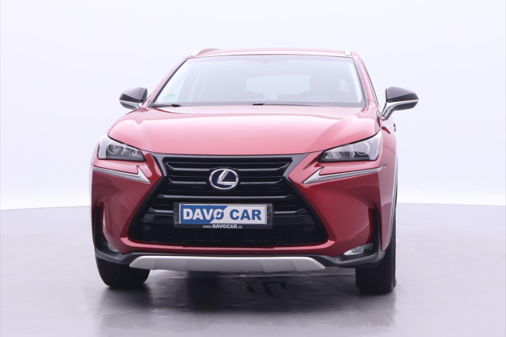 Lexus NX 300h 2,5 145kW Aut. 4WD Luxury DPH