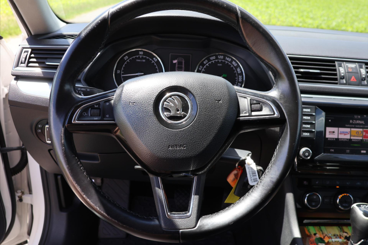 Škoda Superb 2,0 TDI 110kW Ambition CZ