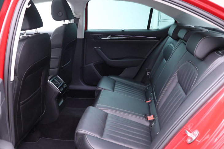 Škoda Superb 2,0 TDI DSG L&K 1.Maj. DPH