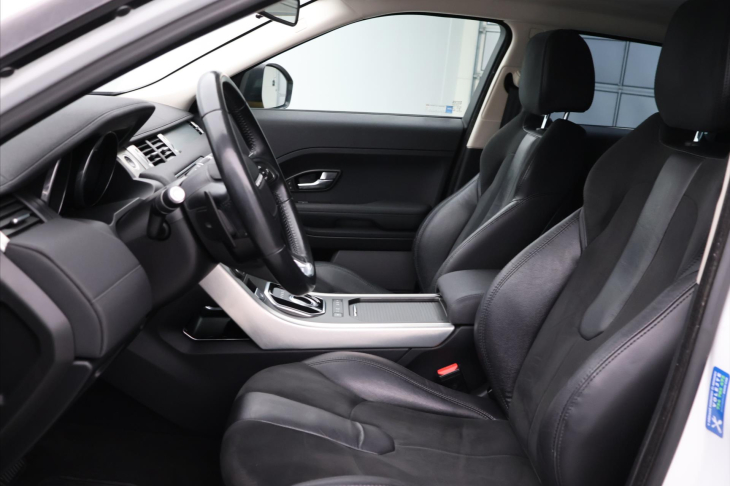 Land Rover Range Rover 2,2 TD4 Prestige CZ 1.maj DPH