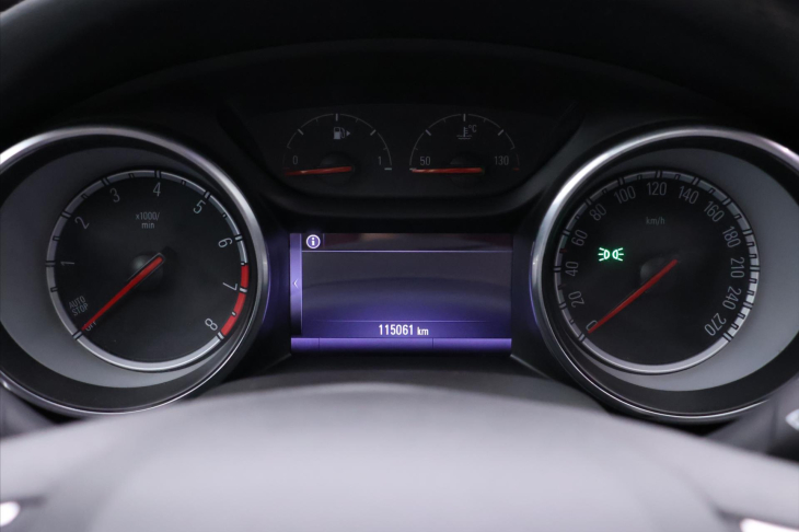 Opel Insignia 2,0 T 191kW 4x4 CZ Innovation