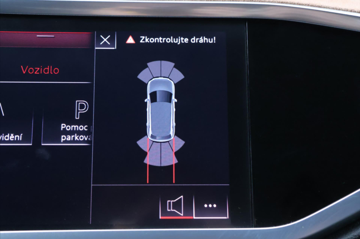 Audi Q3 2,0 TDI 110kW Advanced CZ DPH