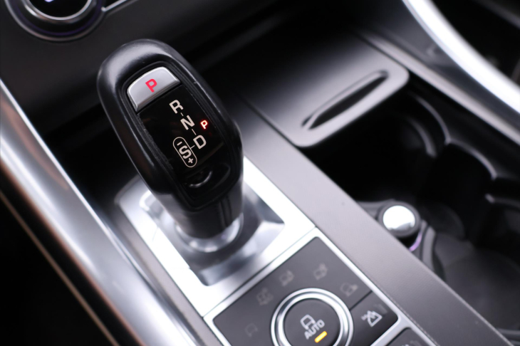 Land Rover Range Rover 3,0 SDV6 215kW HSE CZ DPH