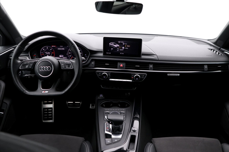 Audi A4 3,0 TDI 200kW quattro Navi