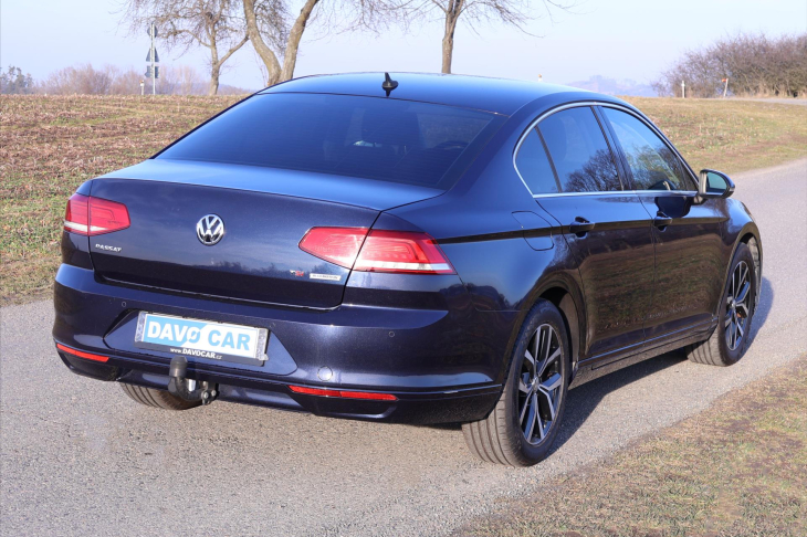 Volkswagen Passat 1,4 TSI 110kW DSG Comfort LED