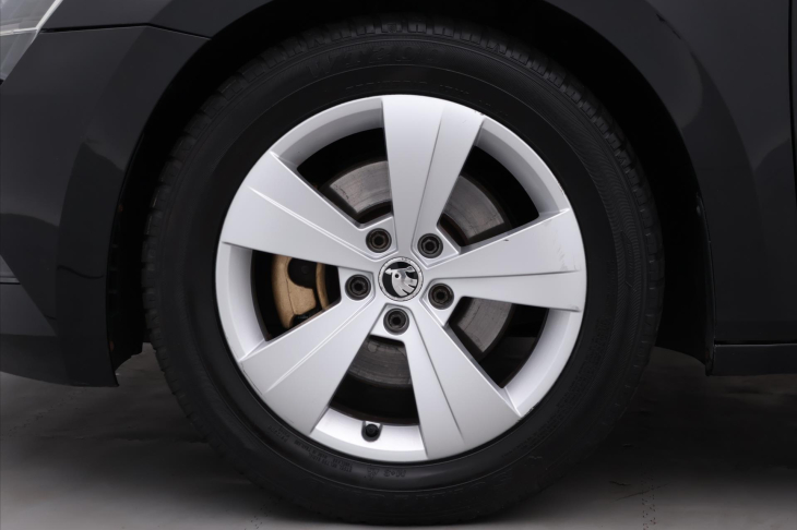 Škoda Superb 1,6 TDI 88kW DSG Aut.klima