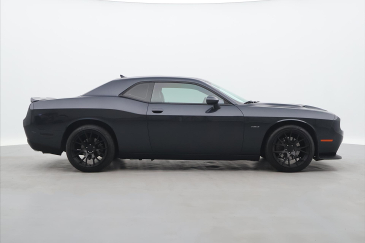 Dodge Challenger 5,7 Hemi V8 280kW Kůže R/T
