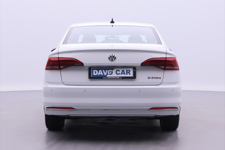 Volkswagen Bora E-Bora 100kW Automat