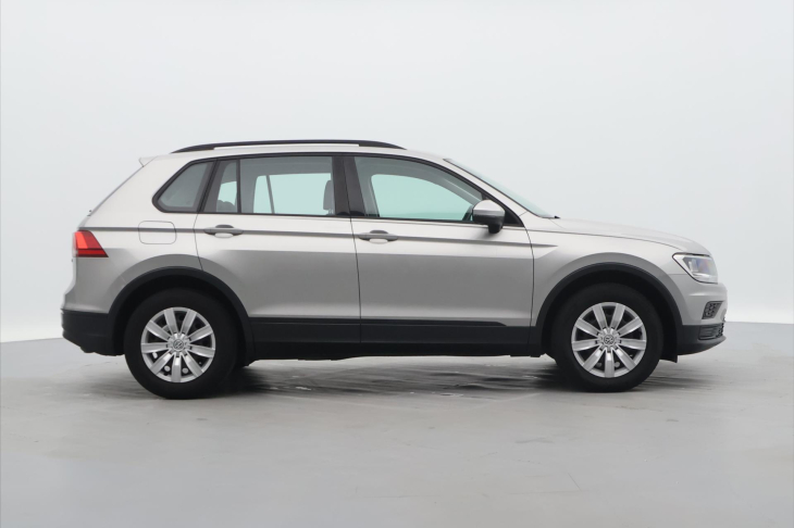 Volkswagen Tiguan 1,4 TSI 110kW DSG Serv.kniha
