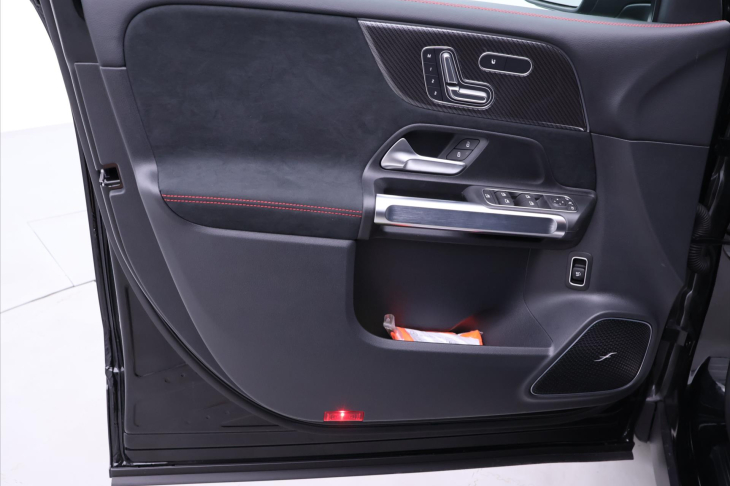 Mercedes-Benz GLB 2,0 200d 4MATIC AMG Premium