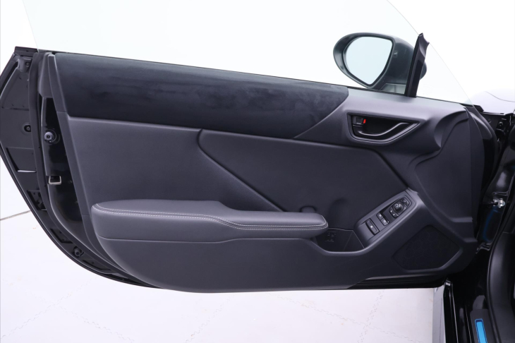 Toyota GR86 2,4 Boxer 172kW Executive DPH