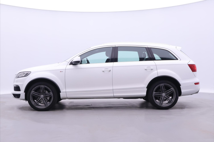 Audi Q7 3,0 TDI 180kW S-LINE CZ 7 Míst