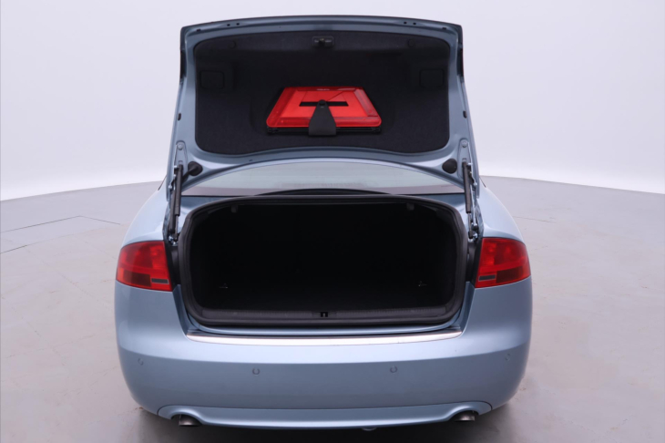 Audi A4 3,0 TDI 171kW Quattro CZ