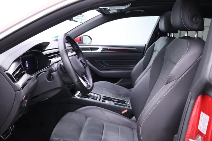 Volkswagen Arteon Shooting Brake 2,0 TDI DSG 4M R-Line LED DPH