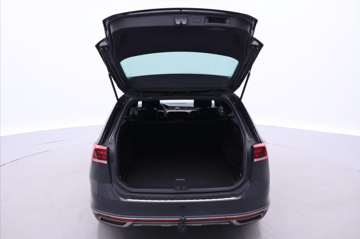 Volkswagen Passat 2,0 TDI 140kW DSG 4M Alltrack