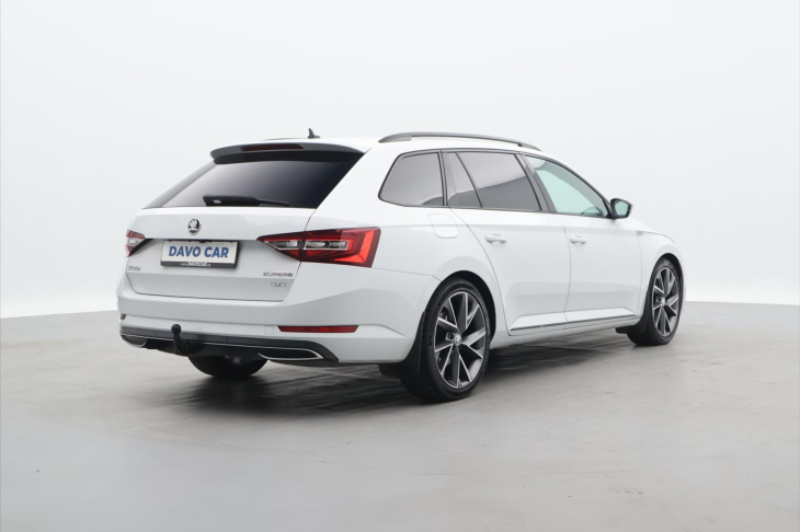 Škoda Superb 2,0 TDI DSG 4x4 Sportline