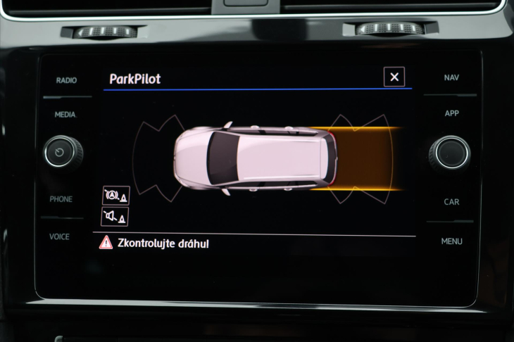 Volkswagen Golf 1,5 TSI 110kW DSG Highline DPH