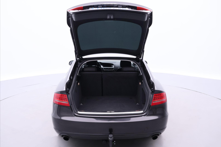 Audi A5 2,0 TFSI 132kW Xenon 1.Maj