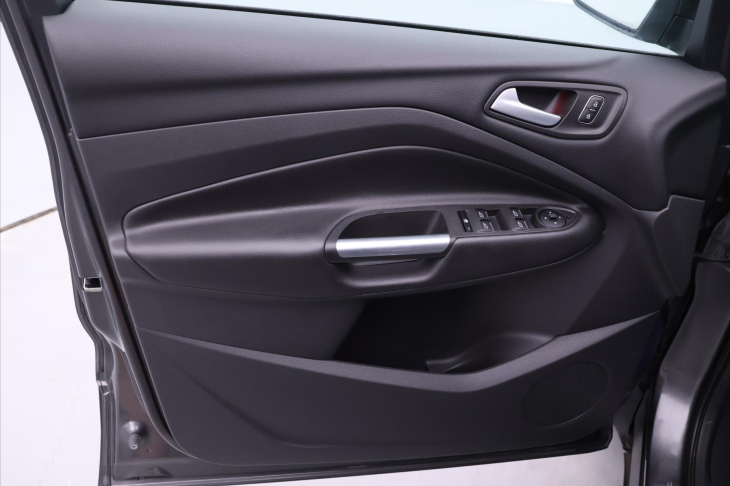 Ford Kuga 1,5 EB 110kW CZ Titanium