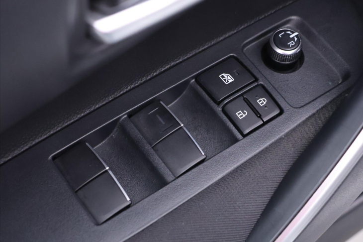 Toyota Corolla 1,8 Hybrid 90kW e-CVT CZ