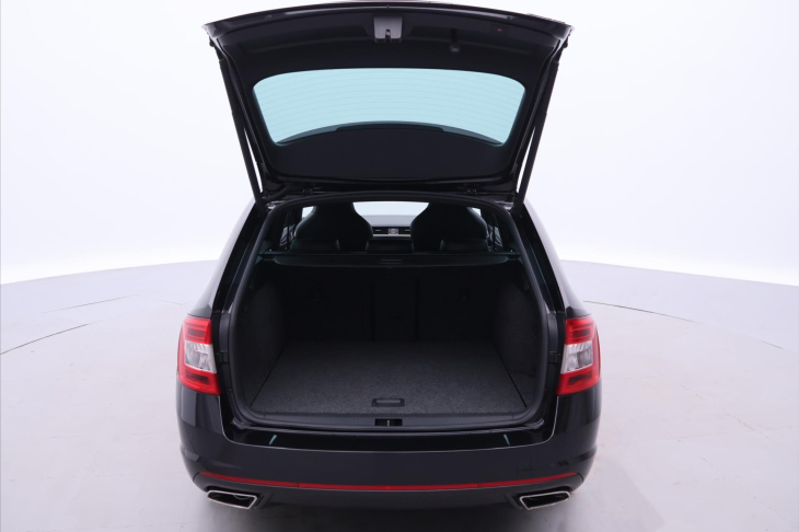 Škoda Octavia 2,0 TSI 162kW Navi Xenon RS