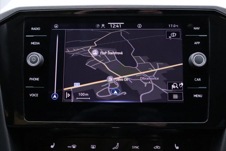 Volkswagen Passat 2,0 TDI 147kW DSG Matrix DPH