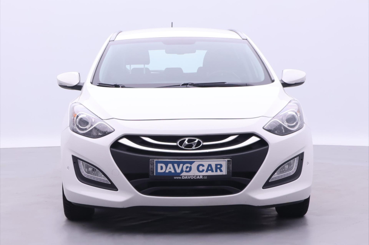 Hyundai i30 1,6 CRDi 81 kW Tažné Aut.klima