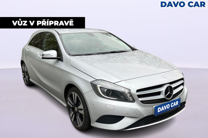 Mercedes-Benz Třídy A 1,6 180i 90kW CZ Sport Xenon