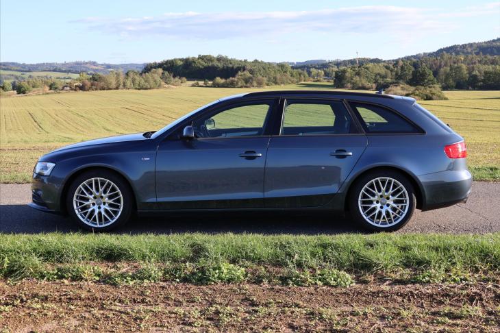 Audi A4 2,0 TDI 130kW Quattro S line