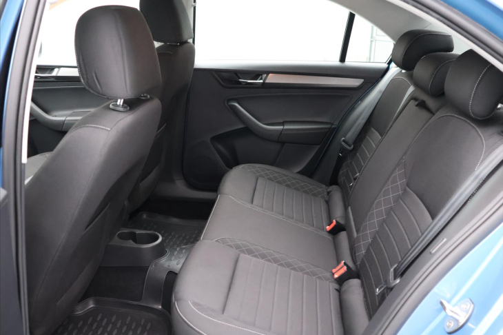 Škoda Rapid 1,0 TSI 81kW Style CZ