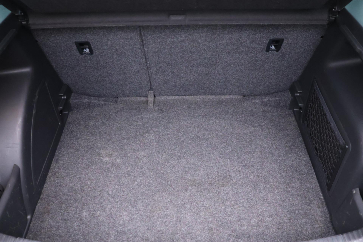 Škoda Rapid 1,6 TDI 77kW Klimatizace CZ