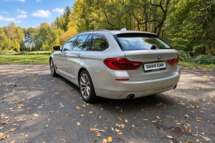 BMW Řada 5 2,0 530i xDrive Luxury Line